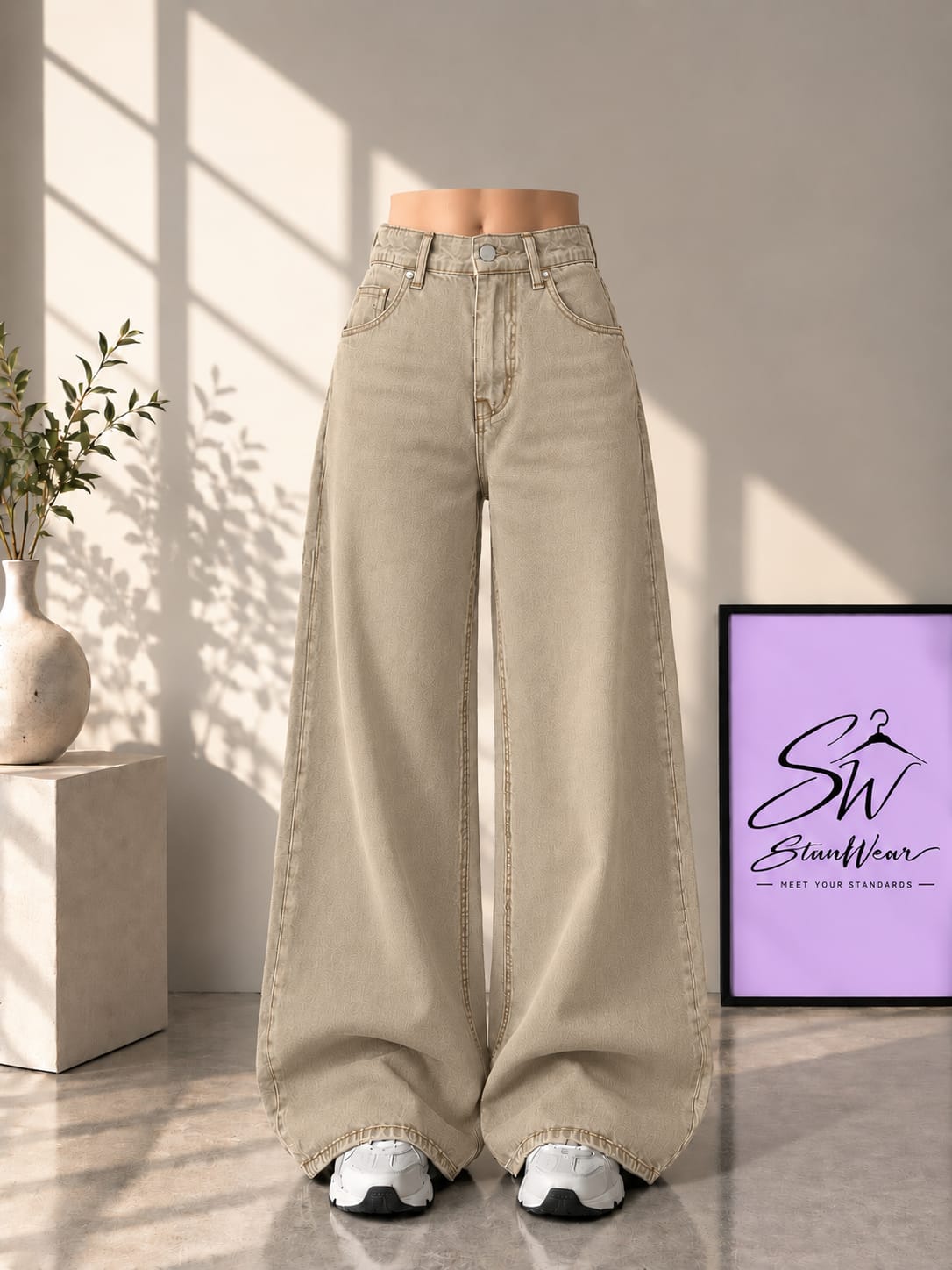 BEIGE WIDE LEG BAGGY JEANS